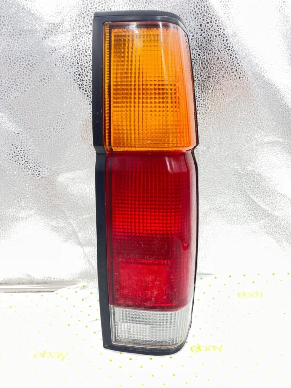 1986-97 NISSAN PICKUP Tail Light Assembly Right passenger side