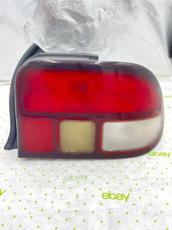 94 95 96 FORD ASPIRE Tail Light Assembly Right passenger side