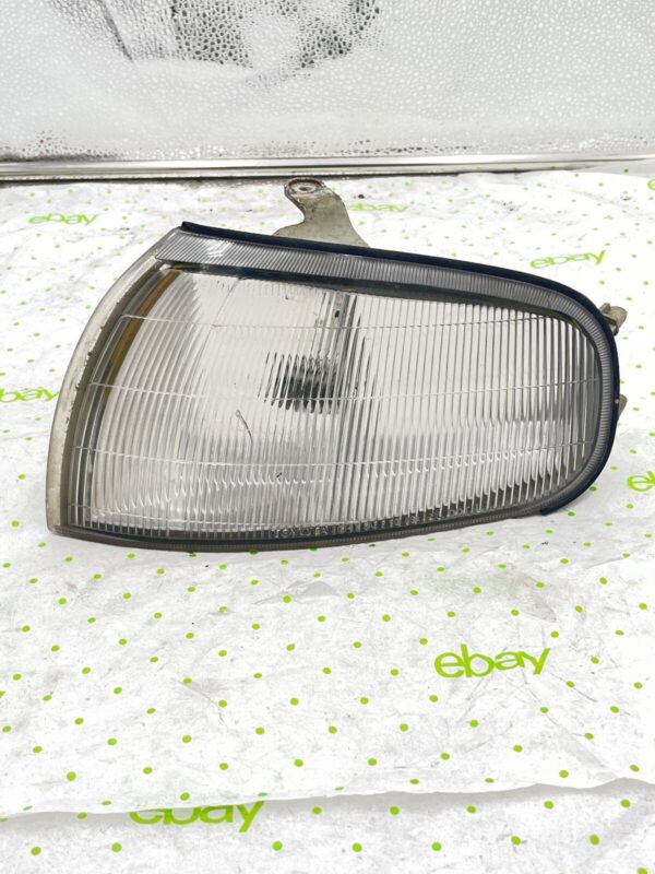 92 93 94 TOYOTA CAMRY Front Lamp Left Driver side