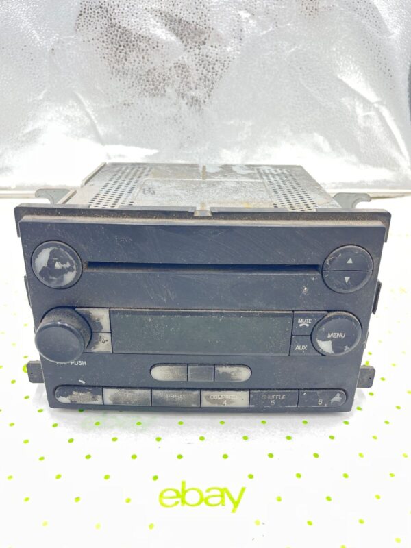 05 (DISCONTINUED)FORD FOCUS Radio