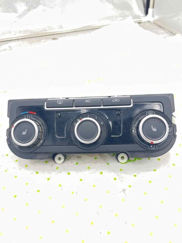 10 11 VW GOLF GTI Heater A/c Control