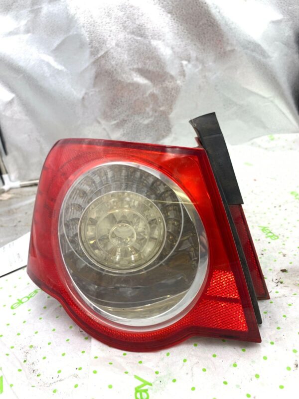 06 07 08 VW PASSAT Tail Light Assembly Left driver side